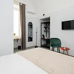 Plebiscito Luxury