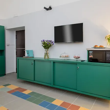 ゲストハウス Plebiscito Luxury